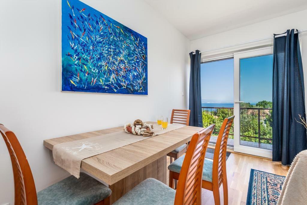 Apartment Roza, Sea View, Free Parking Ičići Exterior foto